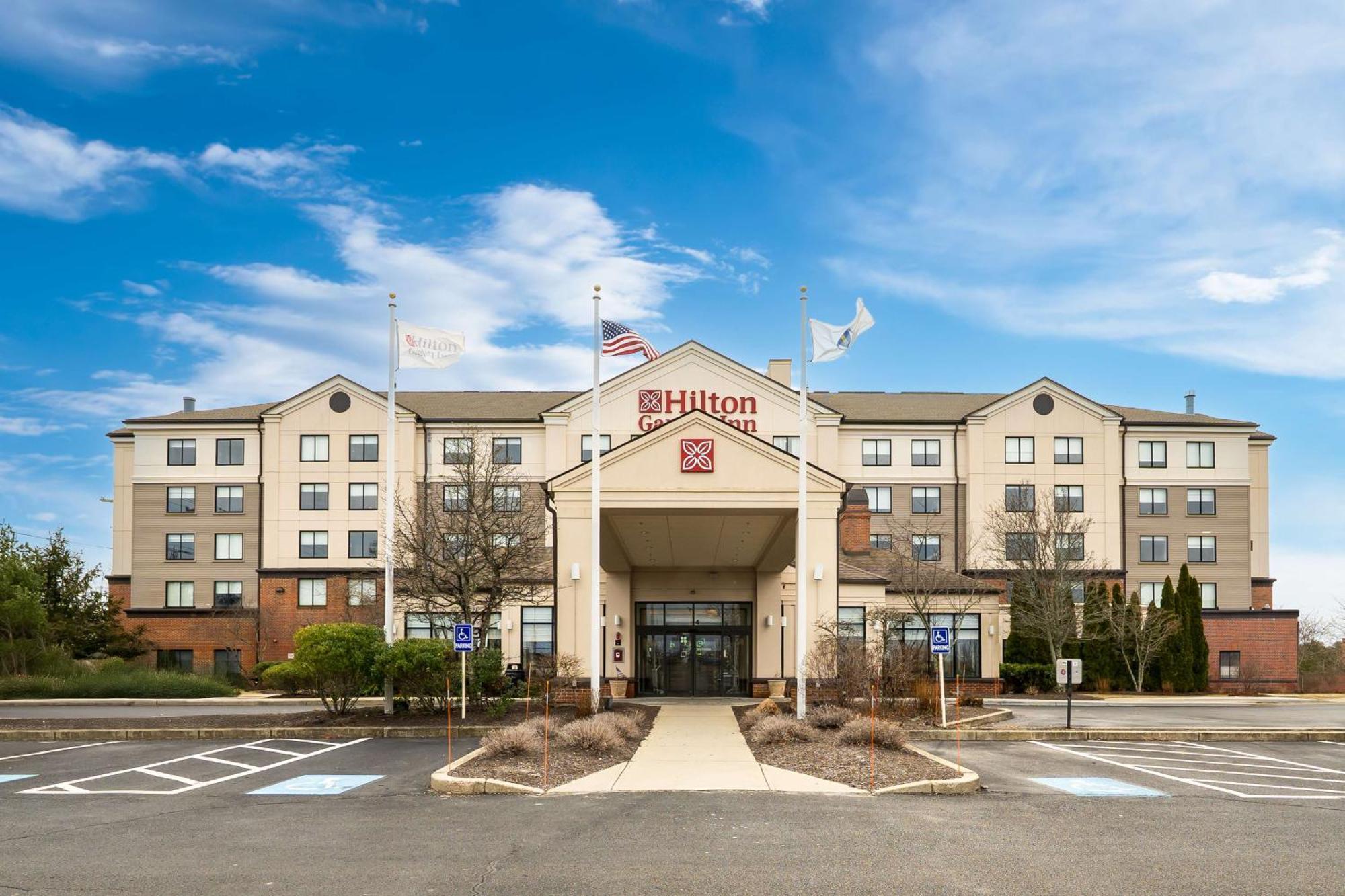 Hilton Garden Inn Plymouth Exterior photo